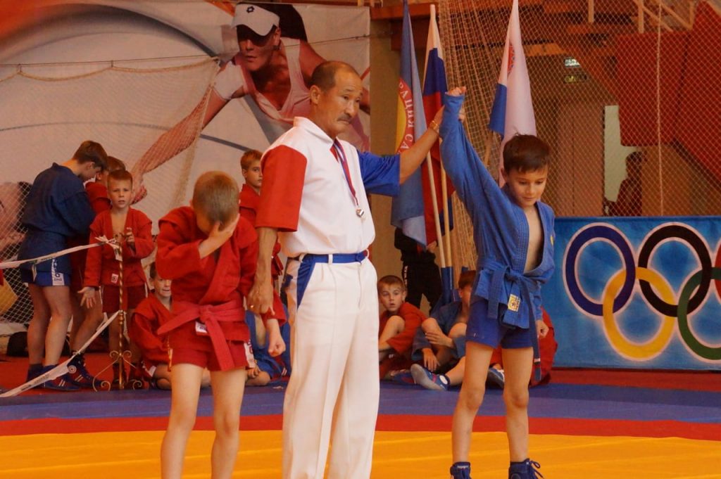 Соревнования по самбо на призы заслуженного мастера спорта России С. Галянт