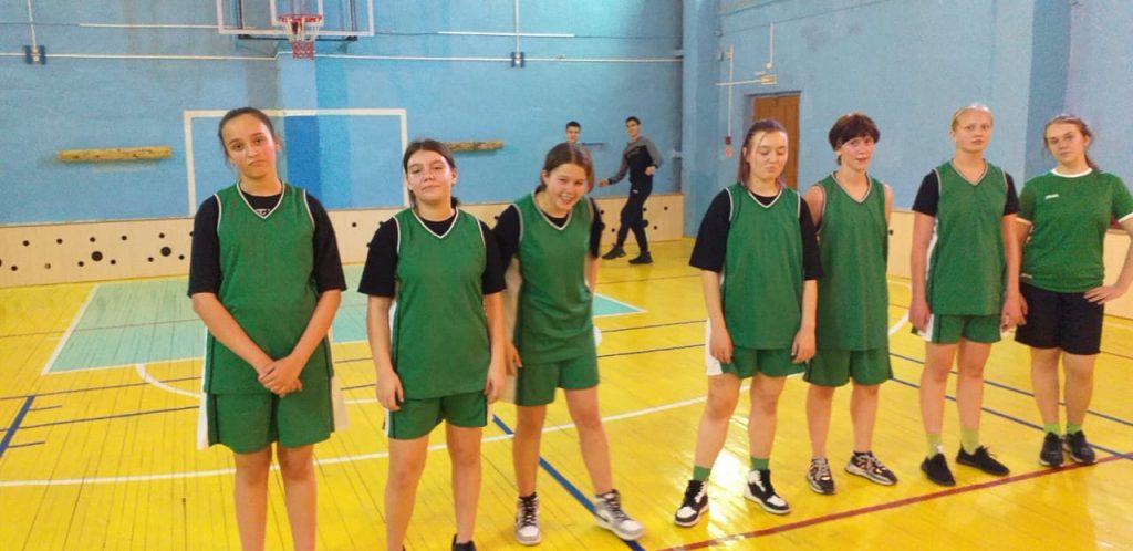 Районные соревнования по баскетболу среди юношей и девушек Мильковского муниципального района и сельскохозяйственного техникума